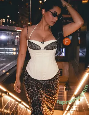 Lilly Singh / lilly nude photo #0347