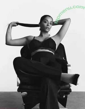 Lilly Singh / lilly nude photo #0381