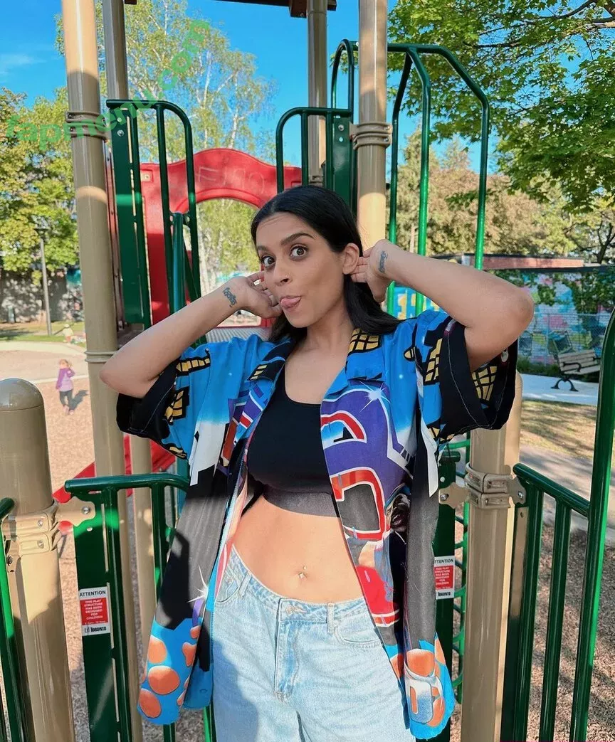 Lilly Singh nude photo #0071 (lilly)