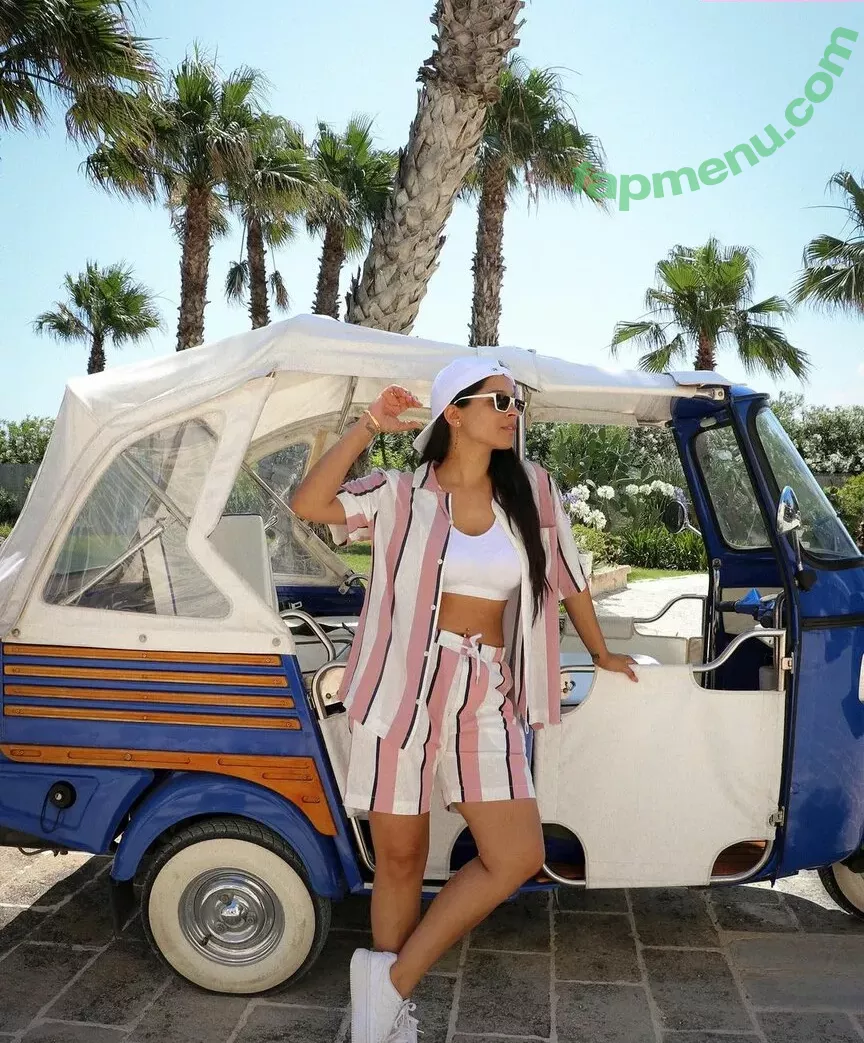 Lilly Singh nude photo #0078 (lilly)