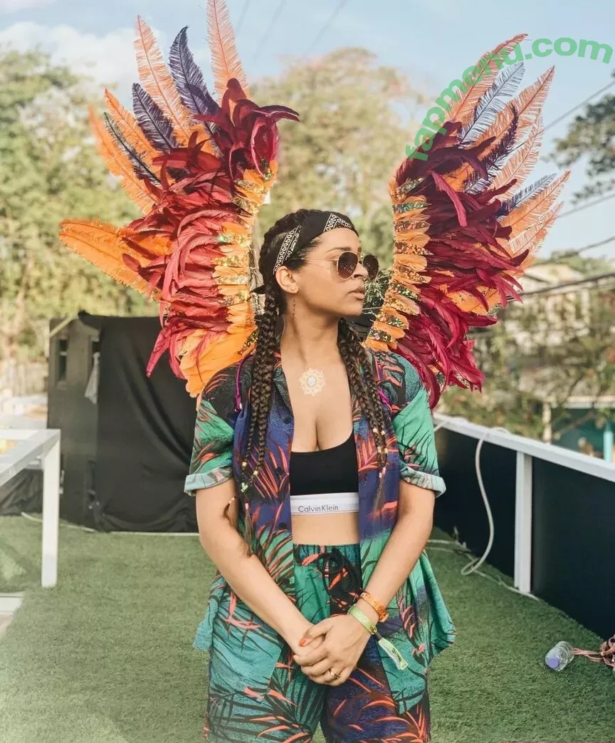 Lilly Singh nude photo #0098 (lilly)