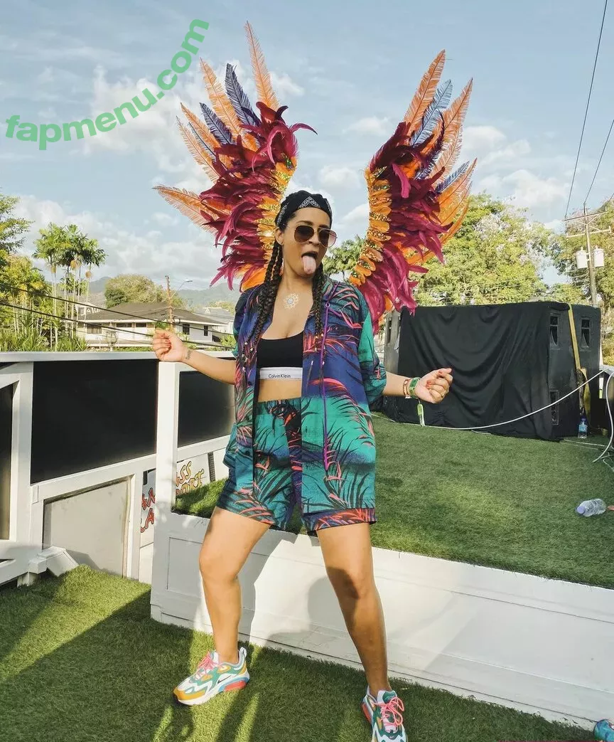 Lilly Singh nude photo #0099 (lilly)