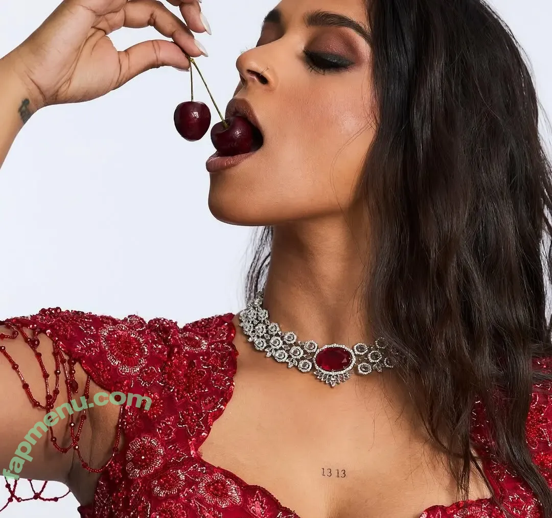 Lilly Singh nude photo #0380 (lilly)