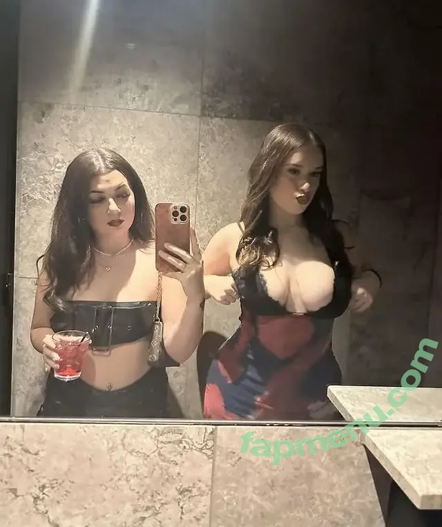 Lillyahna Solway nude photo #0041 (Lillyahna / l.solway / lilly5olway)