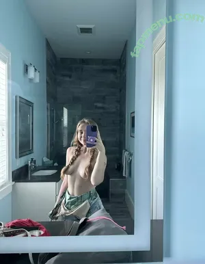 lillyellexo nude photo #0020