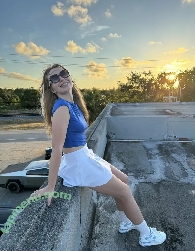 lillyellexo nude photo #0022 (lillyellexo)