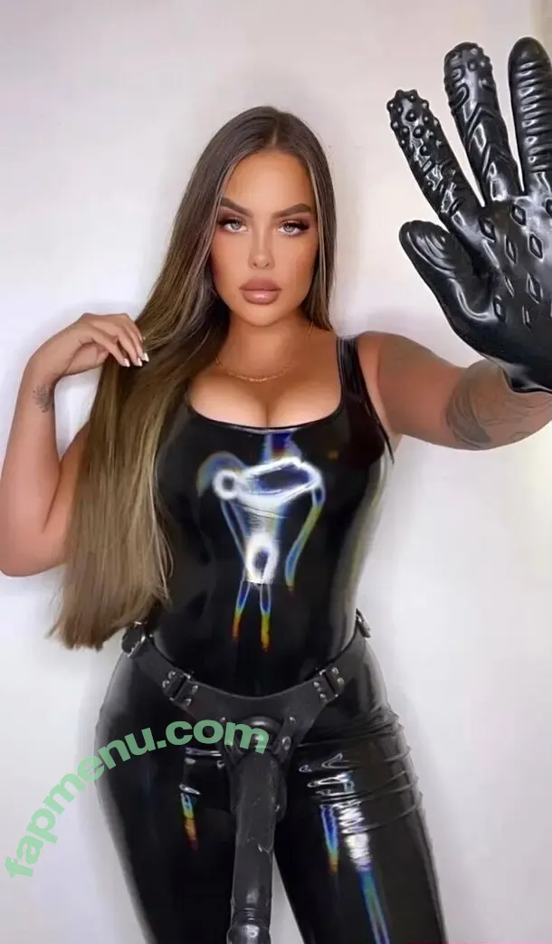 lillyfalls nude photo #0003 (itslilyfalls)