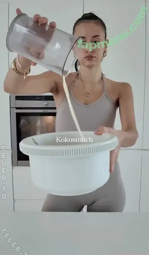 lillyfayye / lillyyfayye nude photo #0120