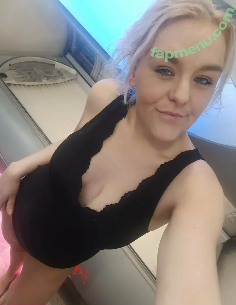 lillyfee34 nude photo #0005 (lilly_fee_34_)