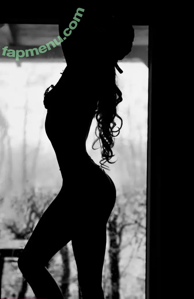 lillyflare nude photo #0004 (lillyflare20)