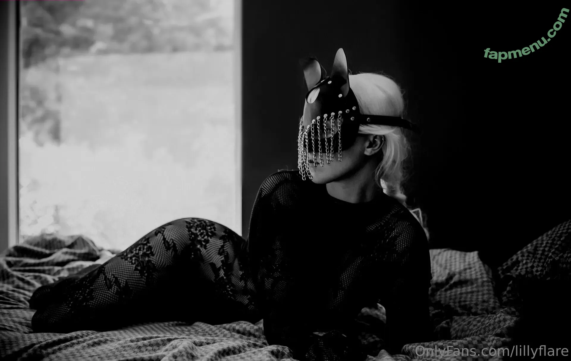 lillyflare nude photo #0024 (lillyflare20)