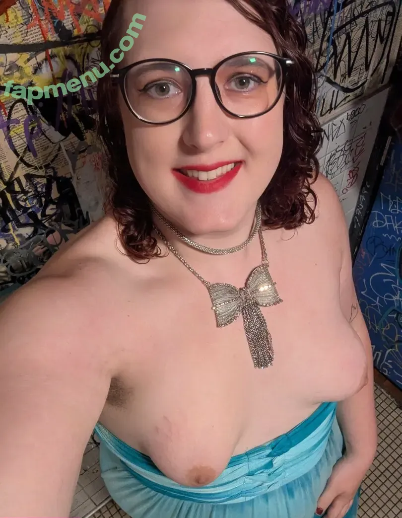lillylustcious nude photo #0011 (lillylustcious)
