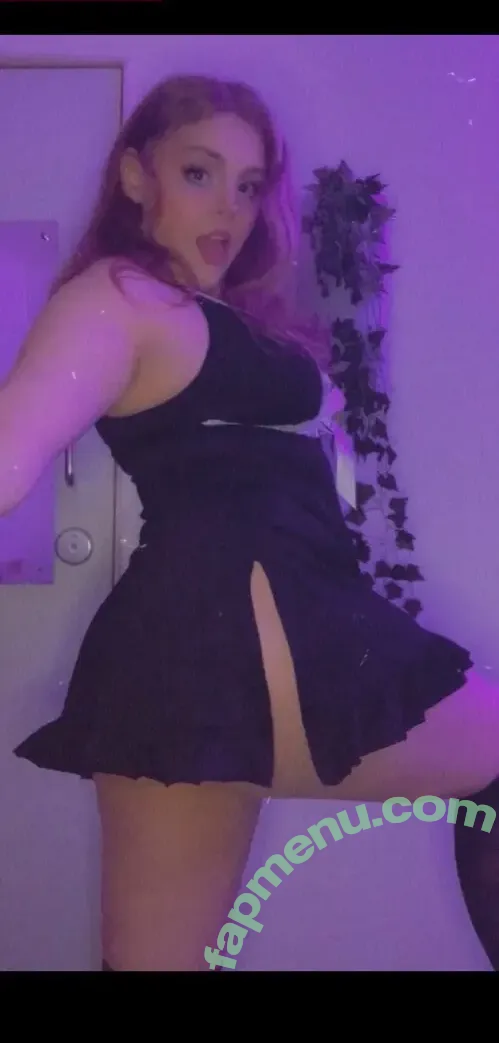 lillymintxn nude photo #0024 (lilpeachlm)