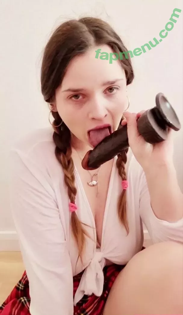 lillypinkk nude photo #0365 (Lilly P / Lilly__Pinkk / lilly.pie.pinkk)