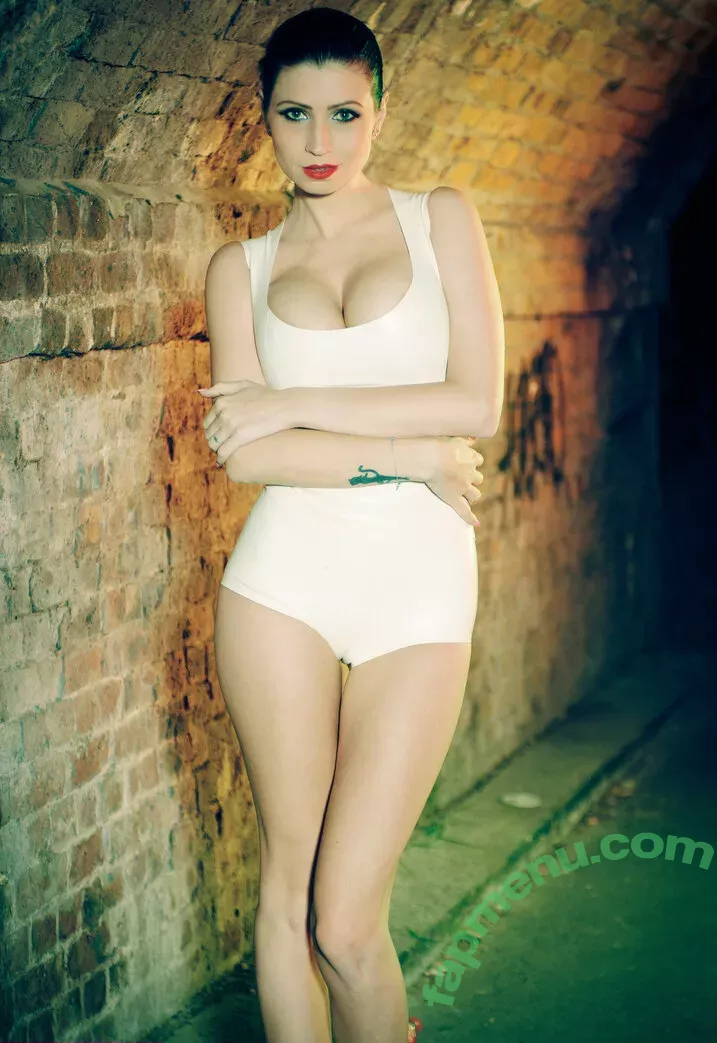 Lillyroma1982 nude photo #1929 (Lilly Roma / lillyroma32)