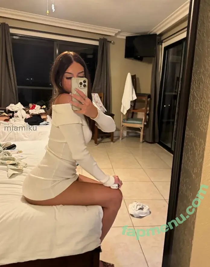 lillysky18 nude photo #0067 (lillyskyx)