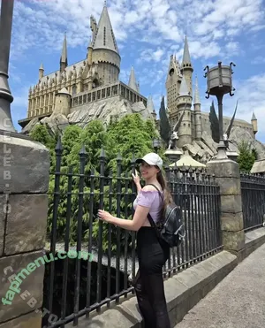 Lillythechilly / lillythechillytv / lilydaisyphillips nude photo #0033