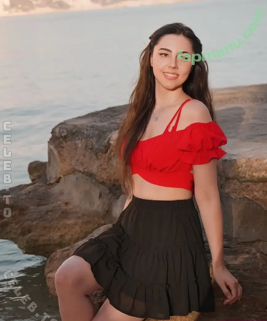 Lillythechilly nude photo #0022 (lillythechillytv / lilydaisyphillips)