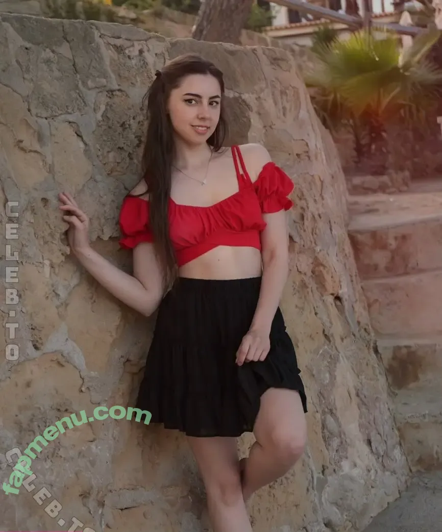 Lillythechilly nude photo #0023 (lillythechillytv / lilydaisyphillips)