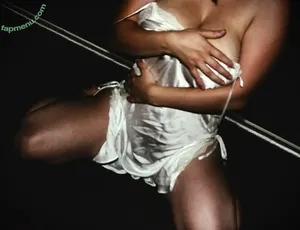 lillywhite18 / lillywhite_18 nude photo #0019