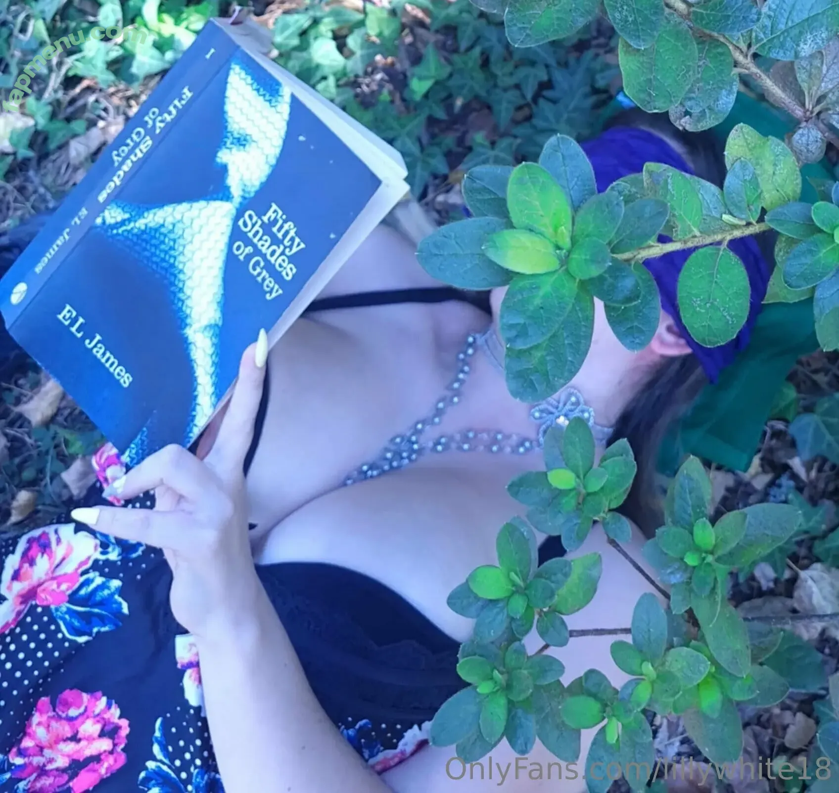 lillywhite18 nude photo #0014 (lillywhite_18)