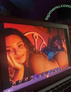 lilmamalurks / hxllywoodofficial nude photo #0008