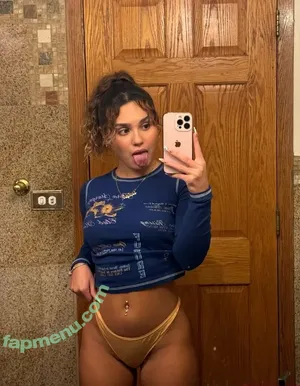 lilmamalurks / hxllywoodofficial nude photo #0017