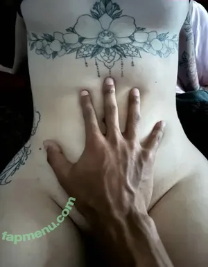 lilmissbaddiexo / yoitscjo nude photo #0003