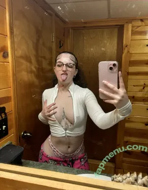 lilmissbaddiexo / yoitscjo nude photo #0005