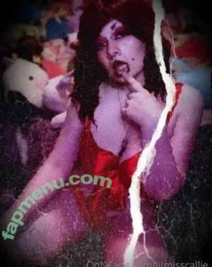 lilmisscallie / calliegullickson nude photo #0013