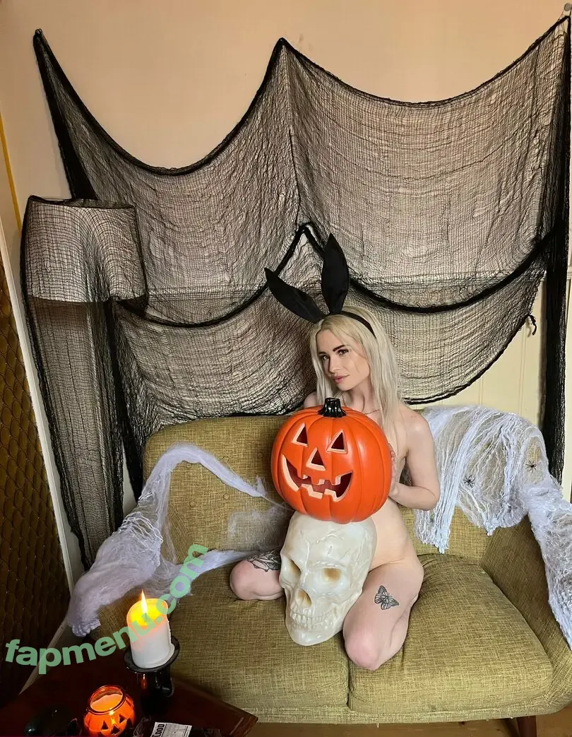 lilmisstia1 nude photo #0046 (lilmisstia1)