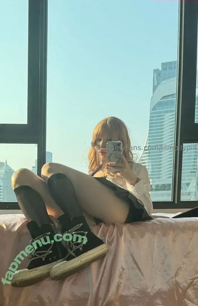 lilmollypill nude photo #0039 (lilmollypill)