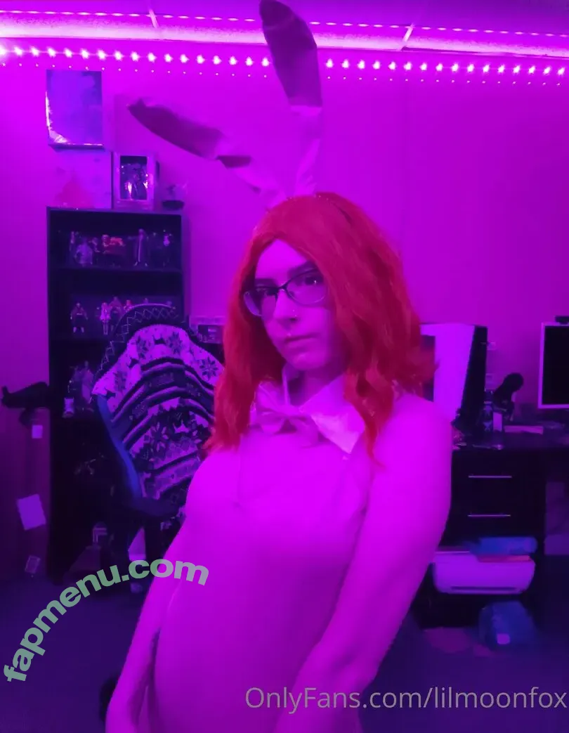 lilmoonfox nude photo #0015 (lil_moonfox)