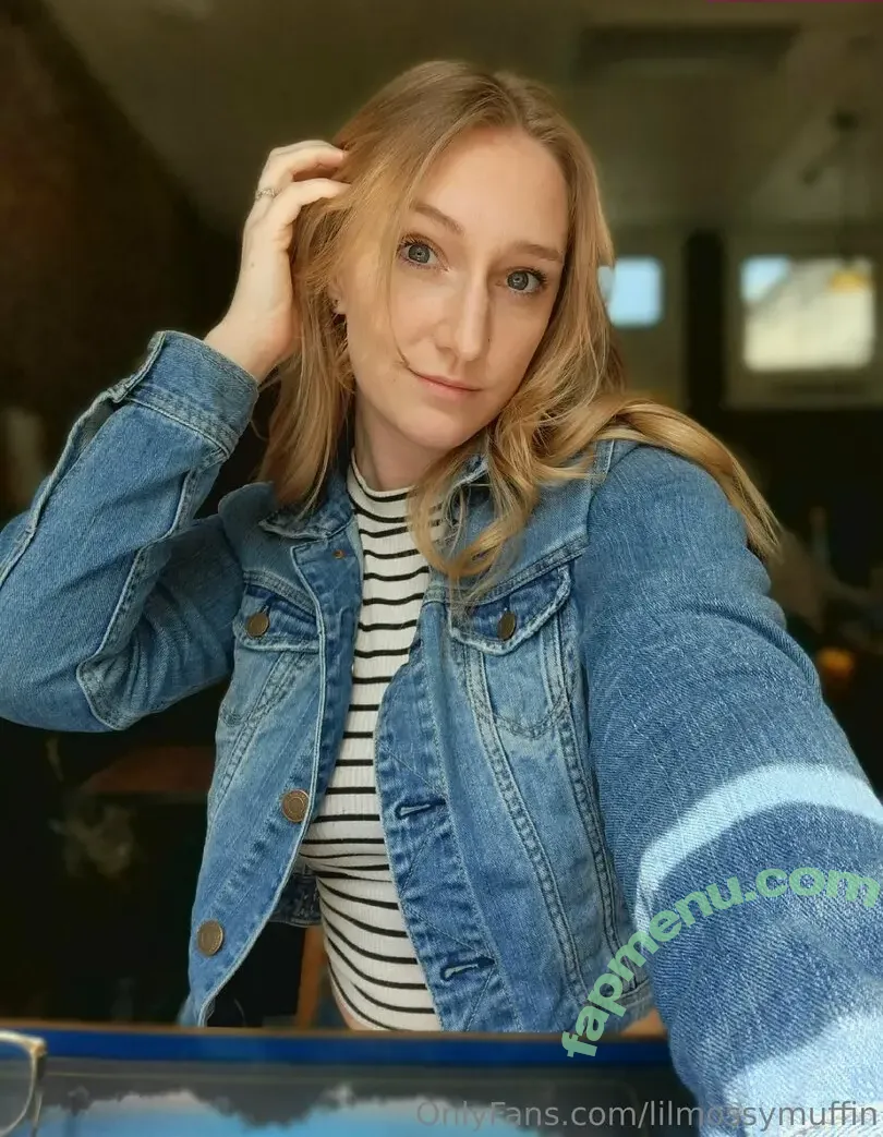 lilmossymuffn nude photo #0021 (lilmossymuffn)