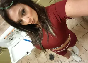 lilnaughtybby / lilhunnybby nude photo #0011