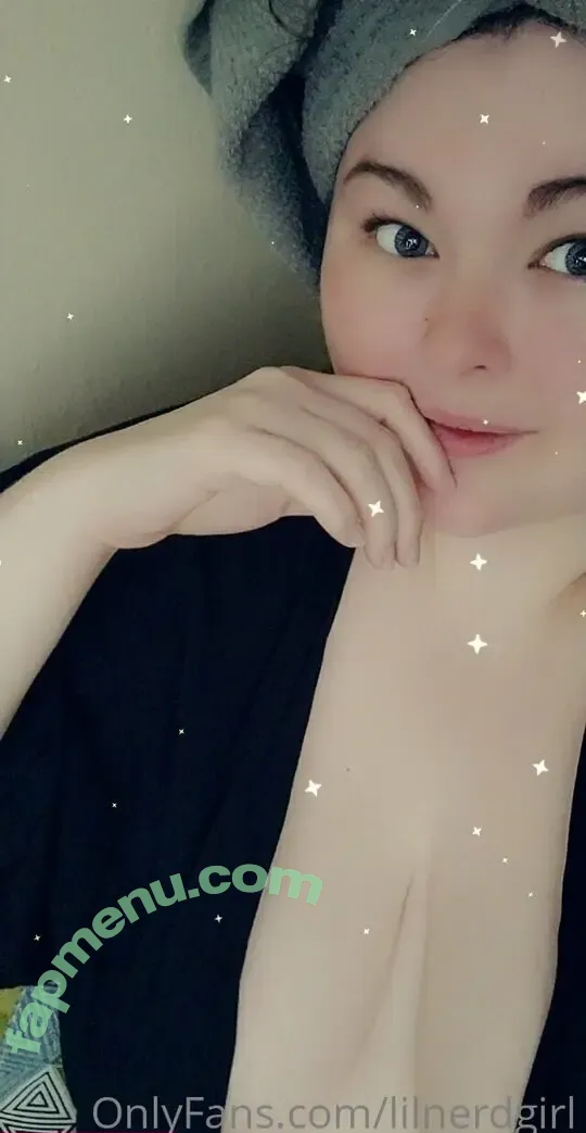 lilnerdgirl nude photo #0015 (lilnerdgirl)