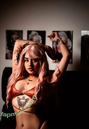 liloo2 / liloo2.0 nude photo #0009