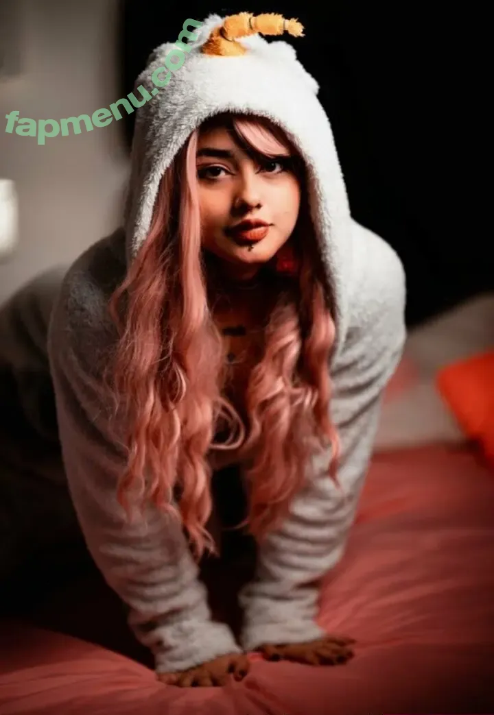 liloo2 nude photo #0002 (liloo2.0)