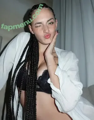 Lilou Cheyenne / lcwewannaparty / liloucheyenne / liloucheyenne.official nude photo #0022