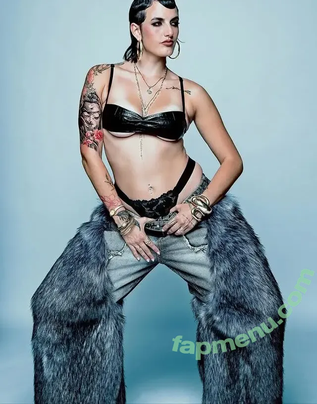 Lilou Cheyenne nude photo #0015 (lcwewannaparty / liloucheyenne / liloucheyenne.official)