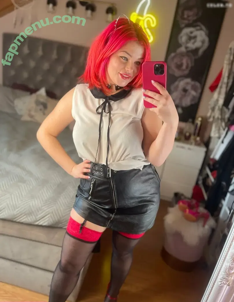 Lilouluv nude photo #0525 (Aneta / Lilou Luv / anetafiggut / anetafiggutx)