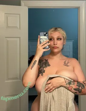 lilpochaco / anyuser / lil.pochaco nude photo #0002