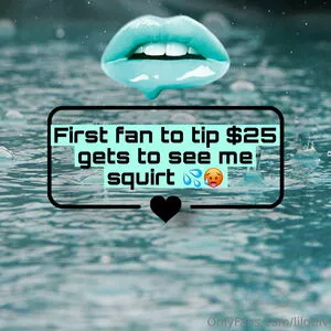 lilqtliv / livlove3444 nude photo #0168