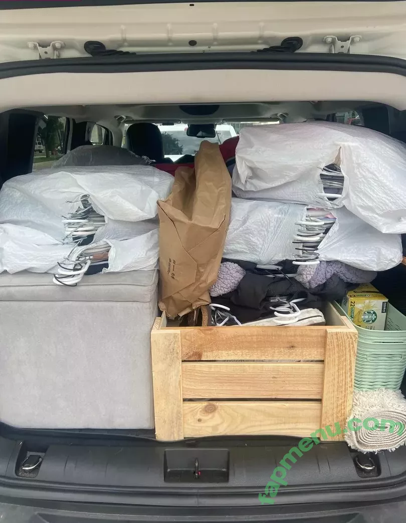 lilrosiedoll nude photo #0050 (rosiegirllondon)