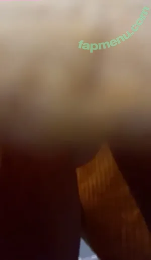 lilrosiedoll / rosiegirllondon nude photo #1043