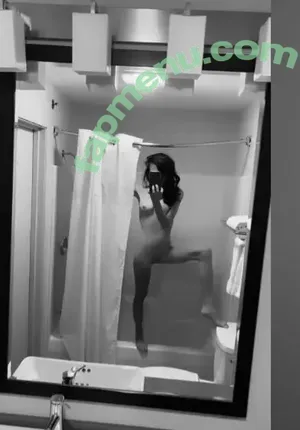 lilrosiedoll / rosiegirllondon nude photo #1047