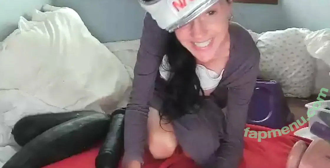 lilrosiedoll nude photo #1041 (rosiegirllondon)