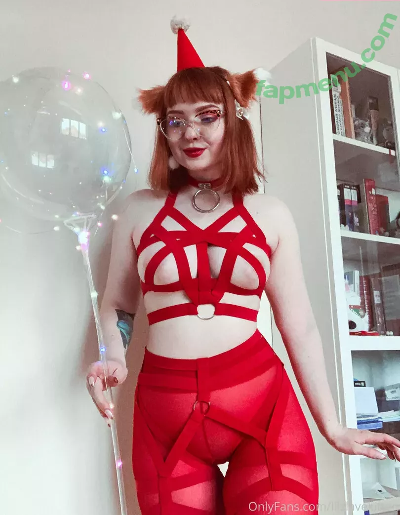 Lilslvkitten nude photo #0203 (lilvkitten)