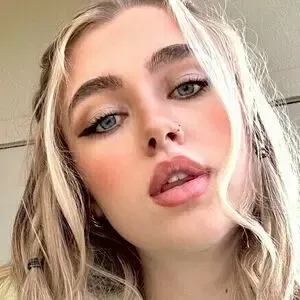 liltaybae / fansly / liltay1.0 nude photo #0011