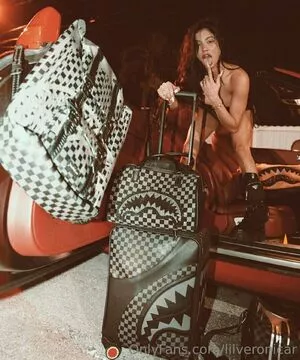 Lilveronicar / Veronica Rodriguez / vrodlive nude photo #0328